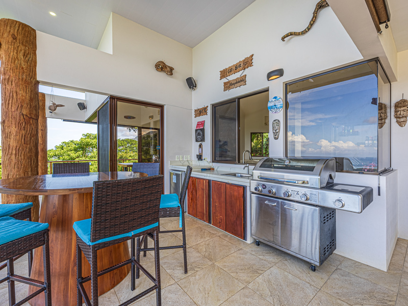 4 bed Single Family Homes For Sale in Uvita, Puntarenas - photo 20