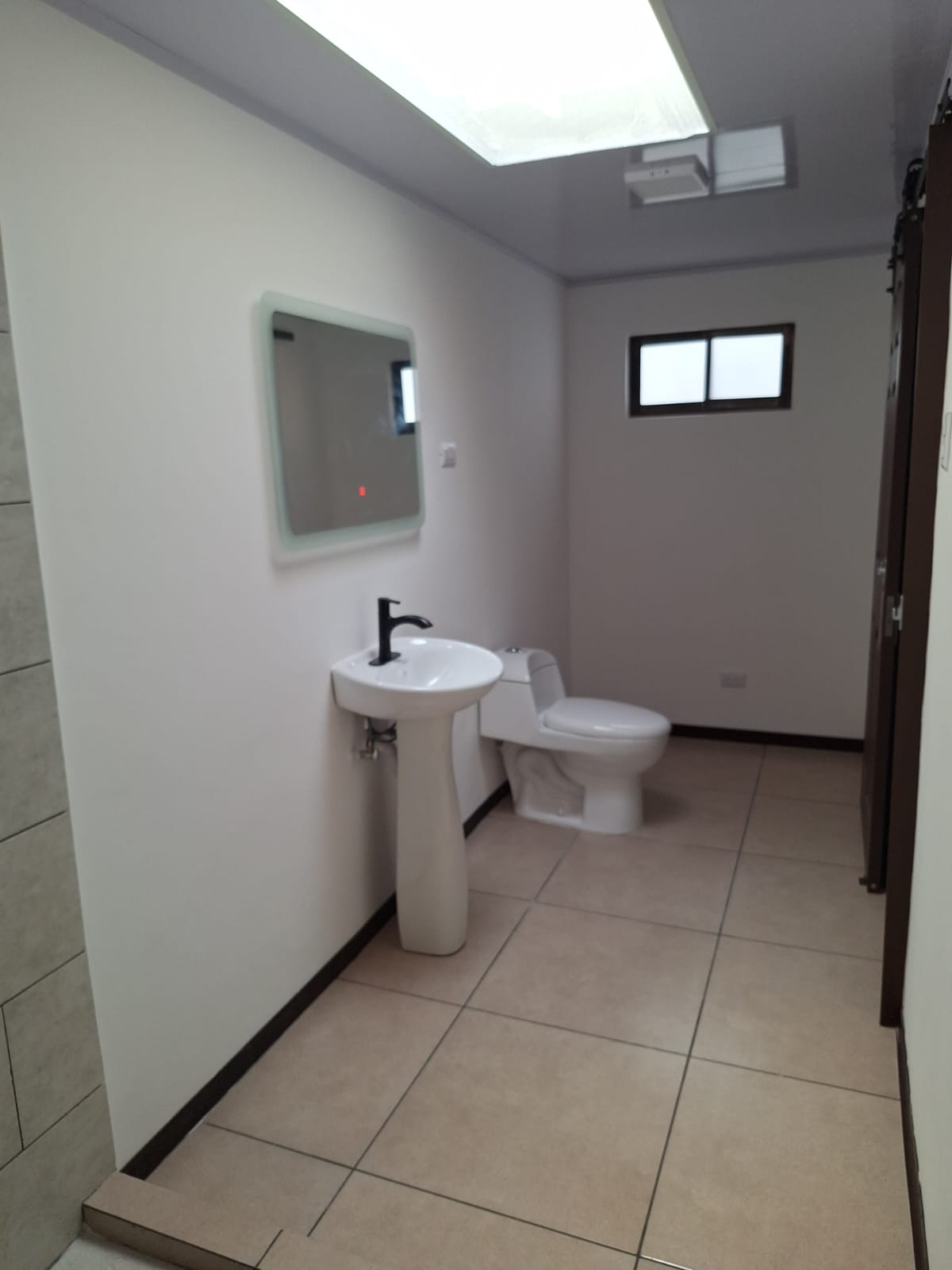 4 bed Single Family Homes For Sale in Desamparados, San Jose - thumb 9