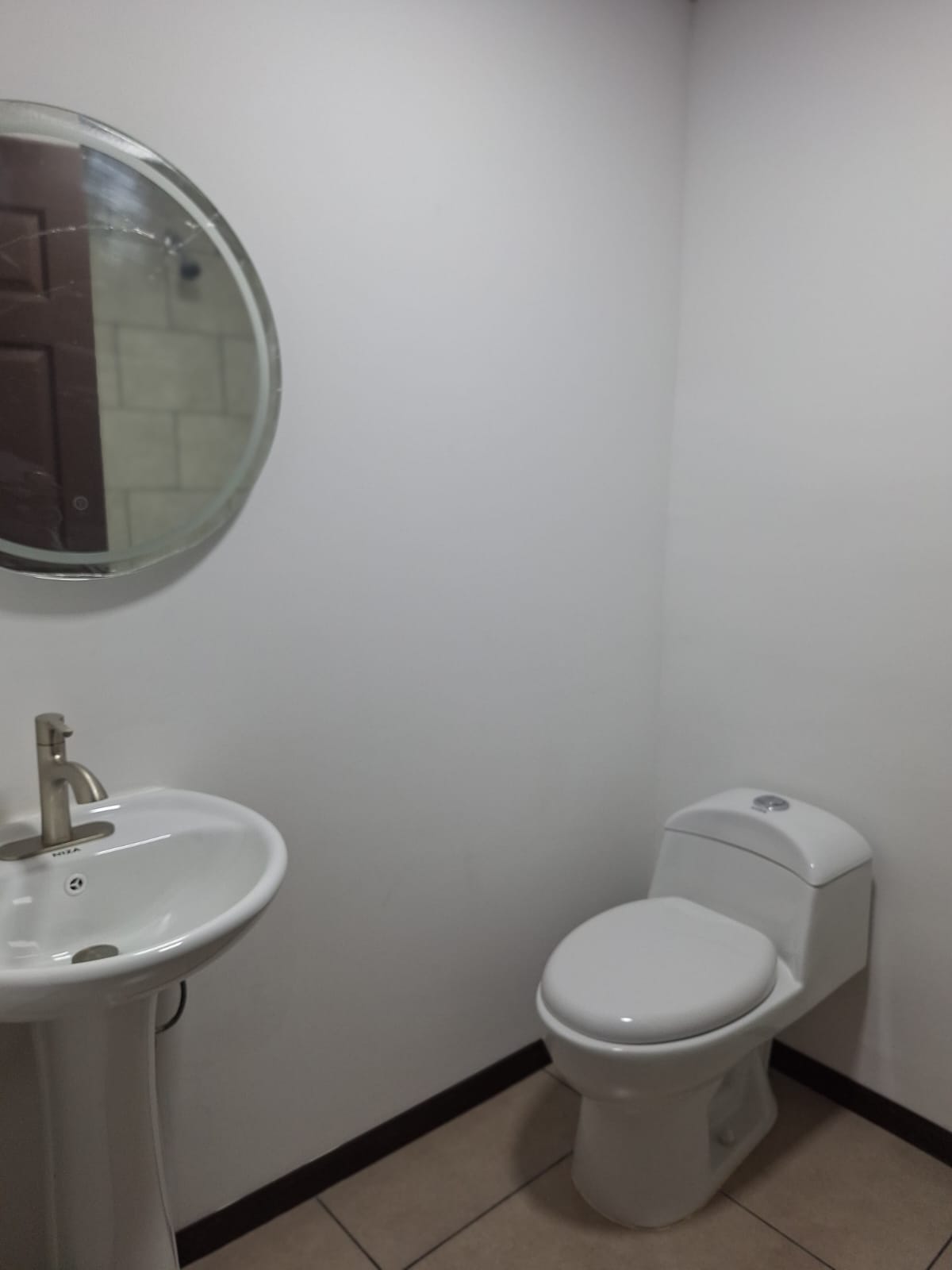 4 bed Single Family Homes For Sale in Desamparados, San Jose - thumb 16