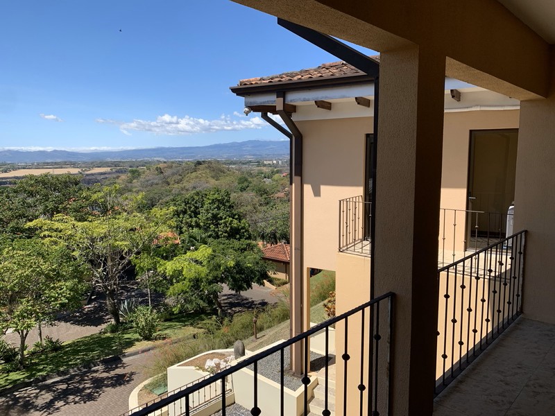 3 bed Single Family Homes For Sale in Santa Ana, San Jose - thumb 11