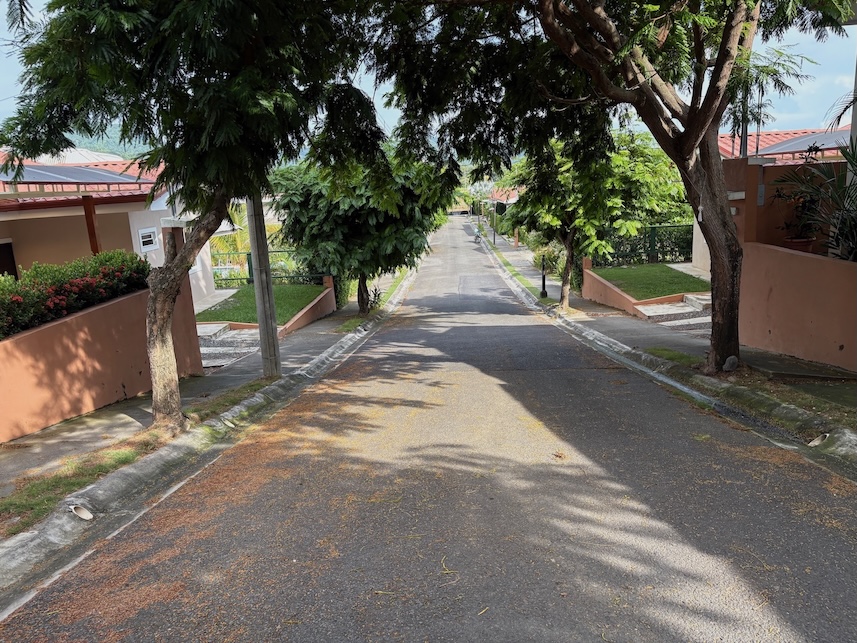2 bed Single Family Homes For Sale in Jaco, Puntarenas - thumb 3