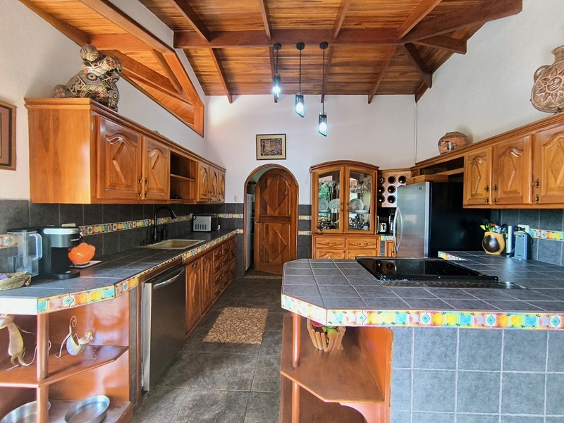 3 bed Single Family Homes For Sale in Atenas, Alajuela - photo 8