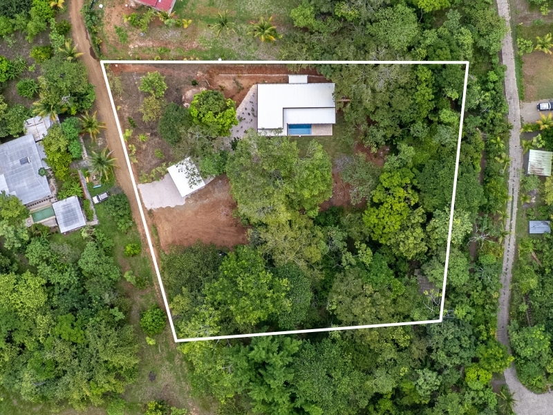3 bed Single Family Homes For Sale in Delicias, Puntarenas - photo 6
