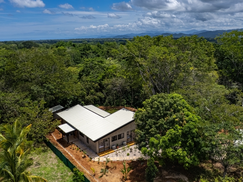 3 bed Single Family Homes For Sale in Delicias, Puntarenas - photo 8