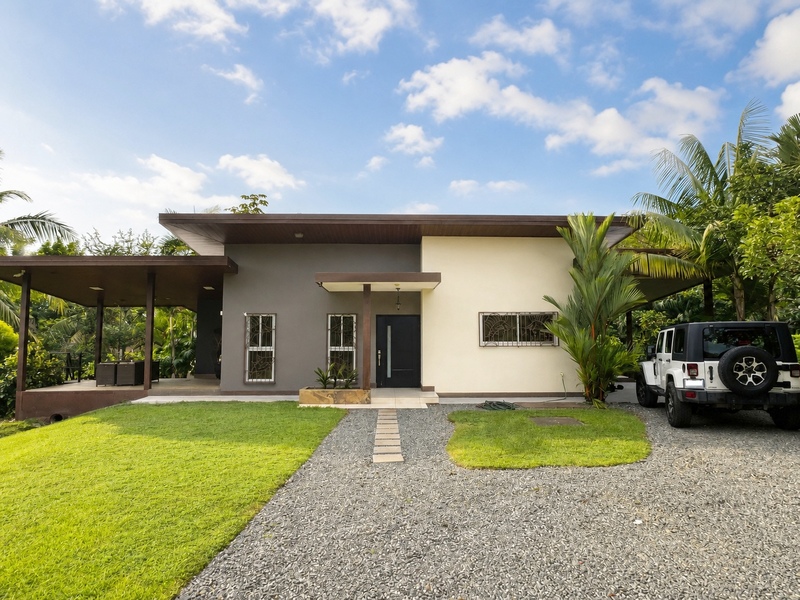 2 bed Single Family Homes For Sale in Quepos, Puntarenas - photo 24