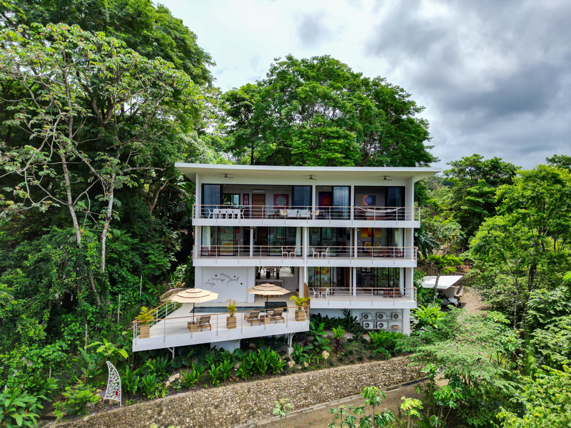 4 bed Single Family Homes For Sale in Playa Hermosa Santa Teresa, Puntarenas - 1