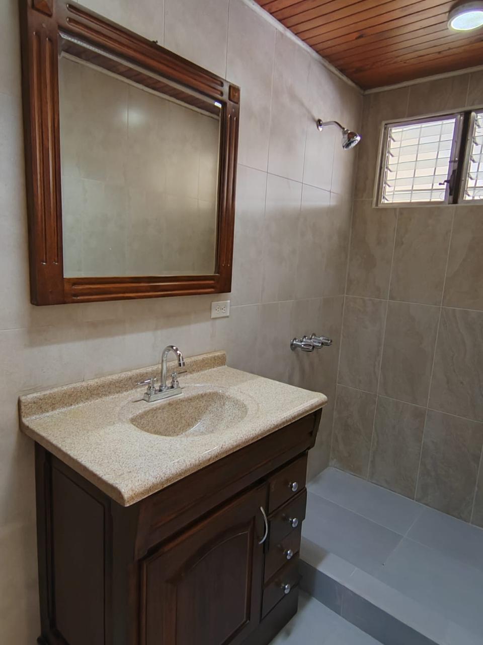4 bed Single Family Homes For Sale in Curridabat, San Jose - thumb 8