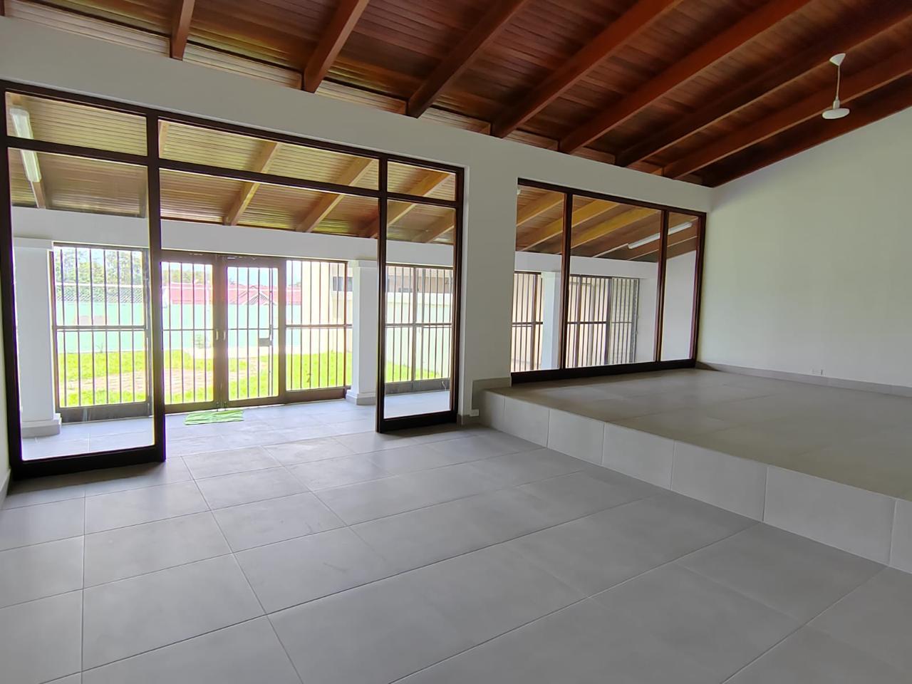 4 bed Single Family Homes For Sale in Curridabat, San Jose - thumb 6