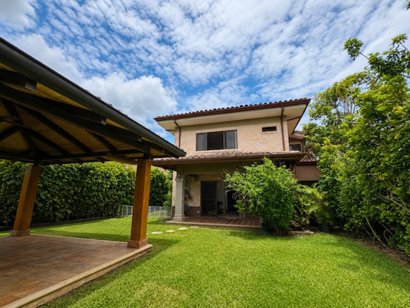3 bed Single Family Homes For Sale in Santa Ana, San Jose - 1
