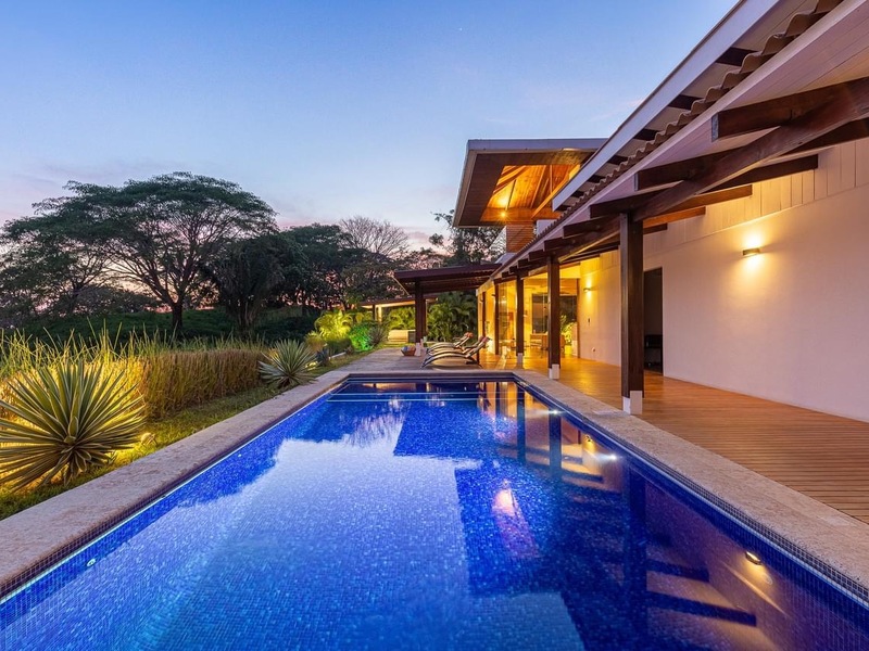 4 bed Single Family Homes For Sale in Santa Teresa, Puntarenas - photo 6