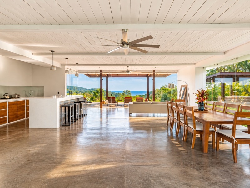 4 bed Single Family Homes For Sale in Santa Teresa, Puntarenas - photo 8