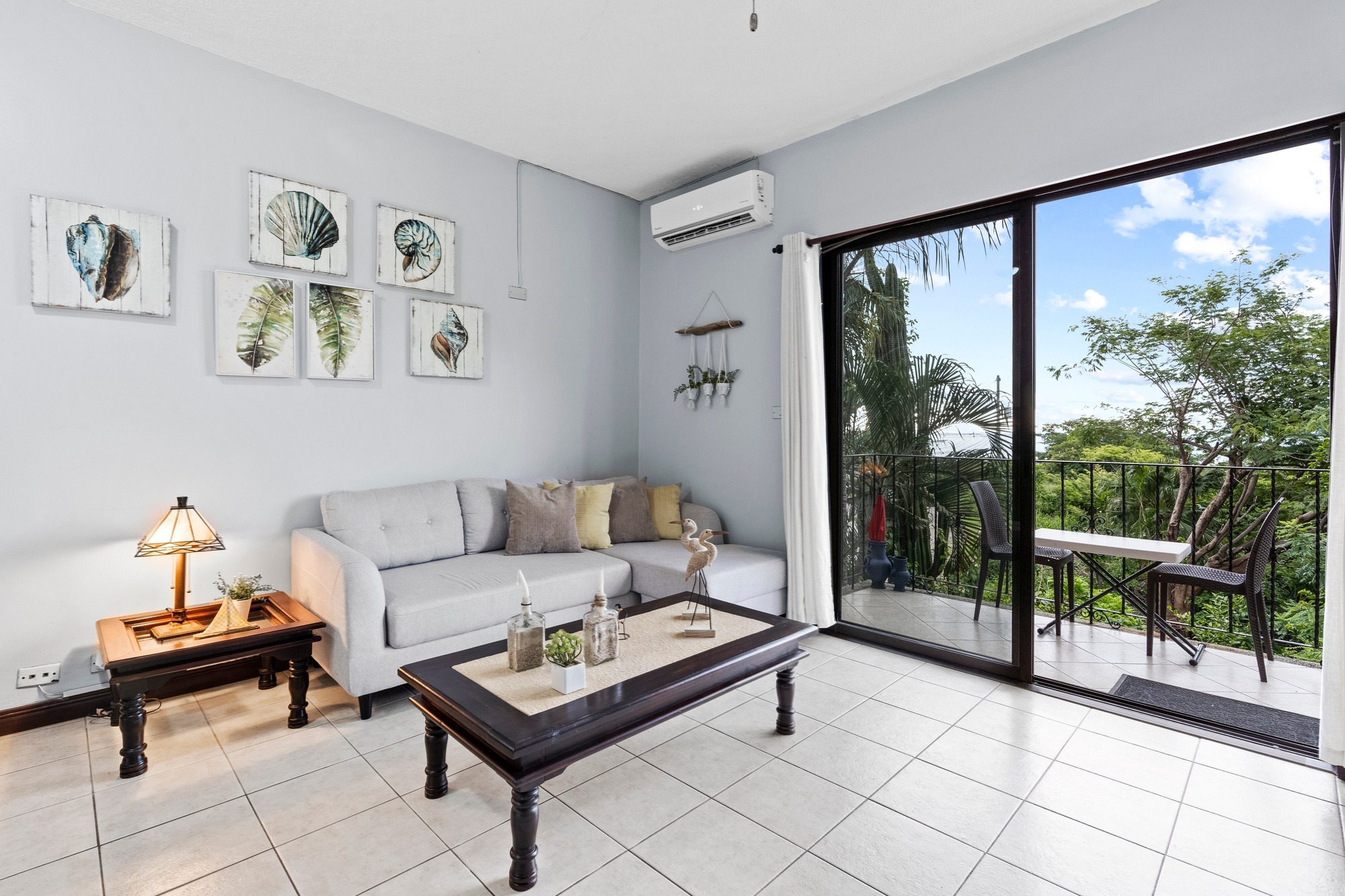 1 bed Condo For Sale in Tamarindo, Guanacaste - thumb 2