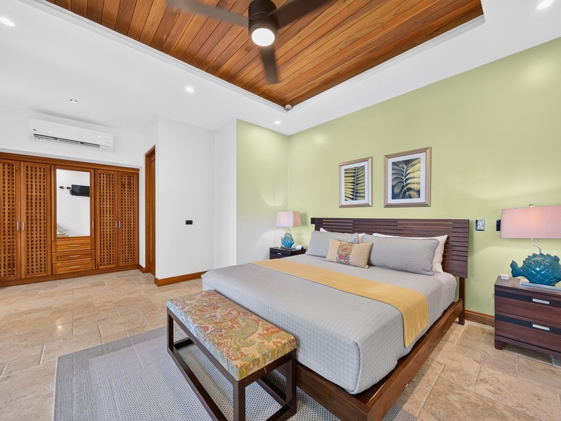 5 bed Single Family Homes For Sale in Manuel Antonio, Puntarenas - photo 21