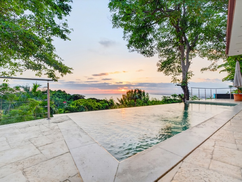 5 bed Single Family Homes For Sale in Manuel Antonio, Puntarenas - photo 10