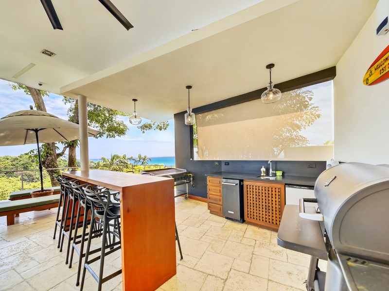 5 bed Single Family Homes For Sale in Manuel Antonio, Puntarenas - photo 12