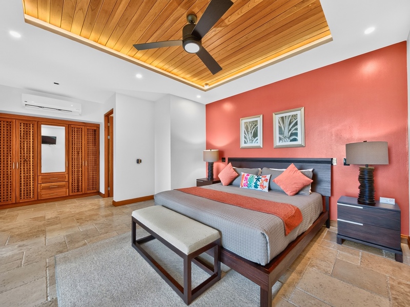 5 bed Single Family Homes For Sale in Manuel Antonio, Puntarenas - photo 25
