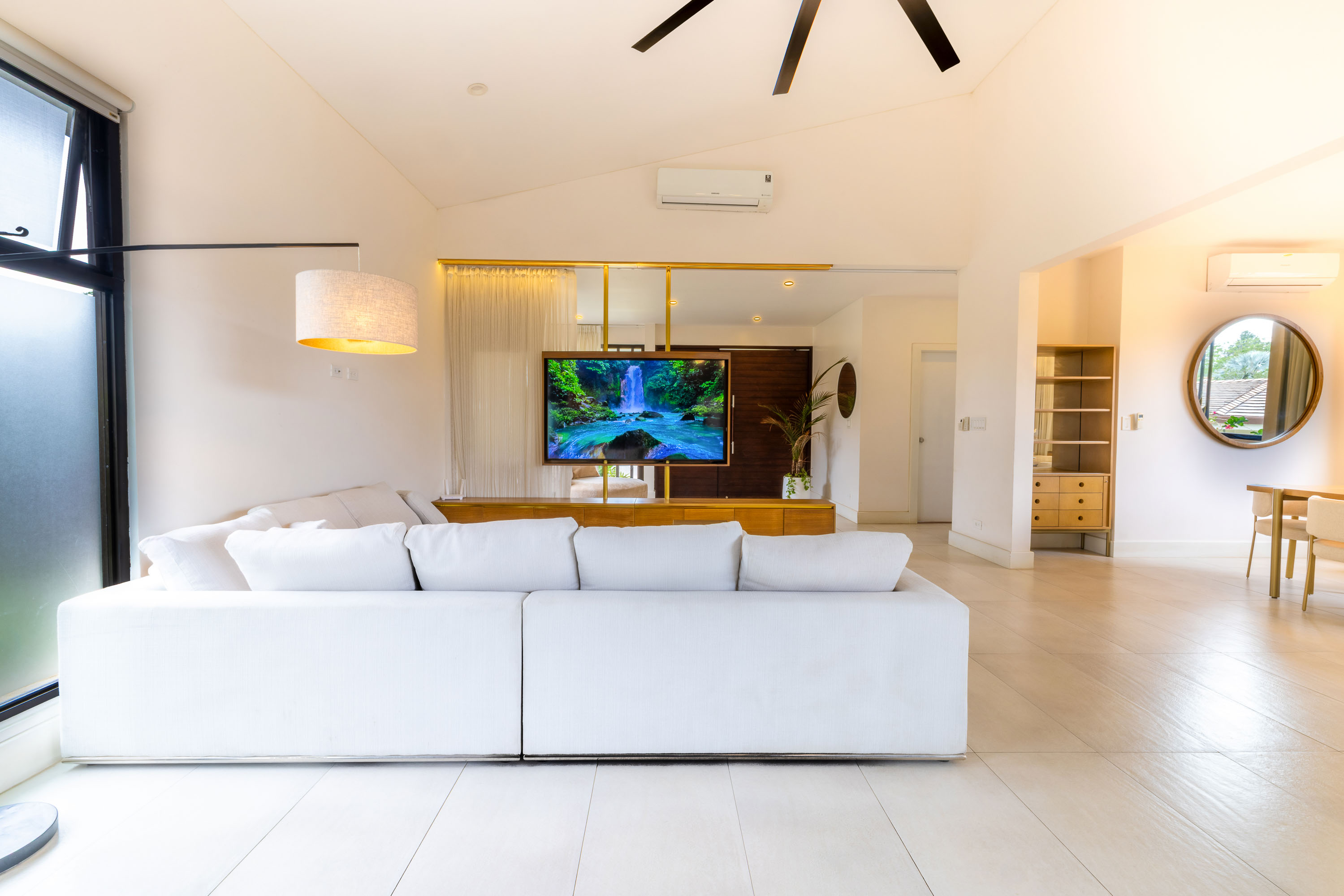 5 bed Single Family Homes For Sale in La Guacima, Alajuela - thumb 2