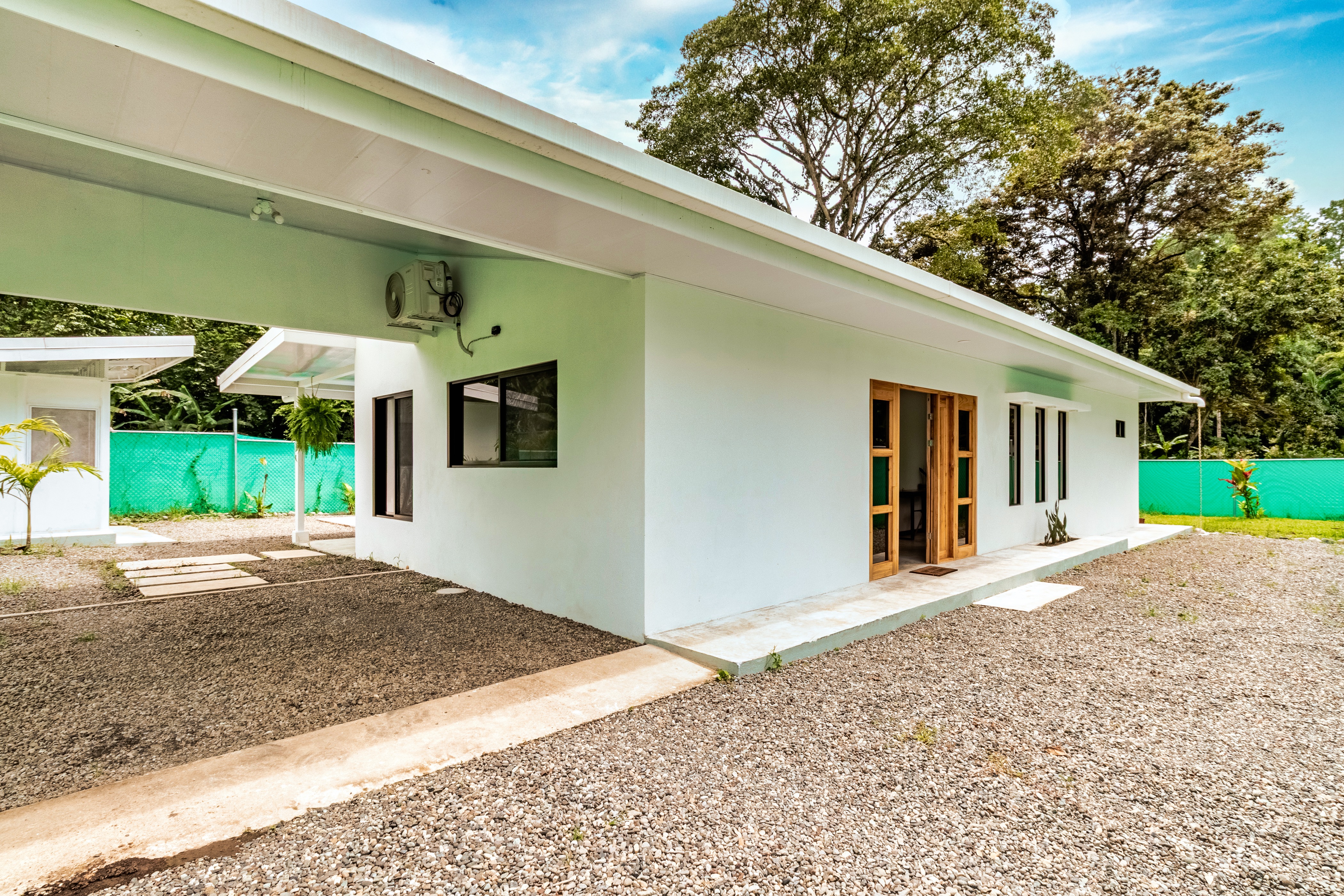 2 bed Single Family Homes For Sale in Cahuita, Limón - thumb 6