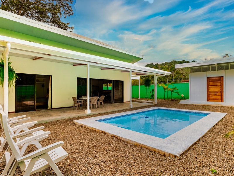 2 bed Single Family Homes For Sale in Cahuita, Limón - 1