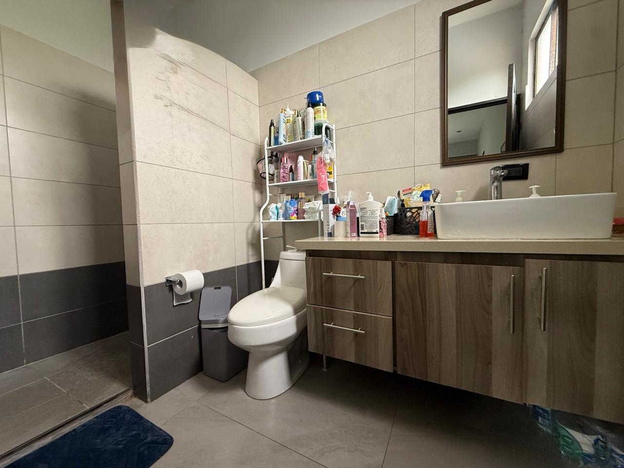 3 bed Single Family Homes For Sale in Ciudad Colon, San Jose - thumb 17