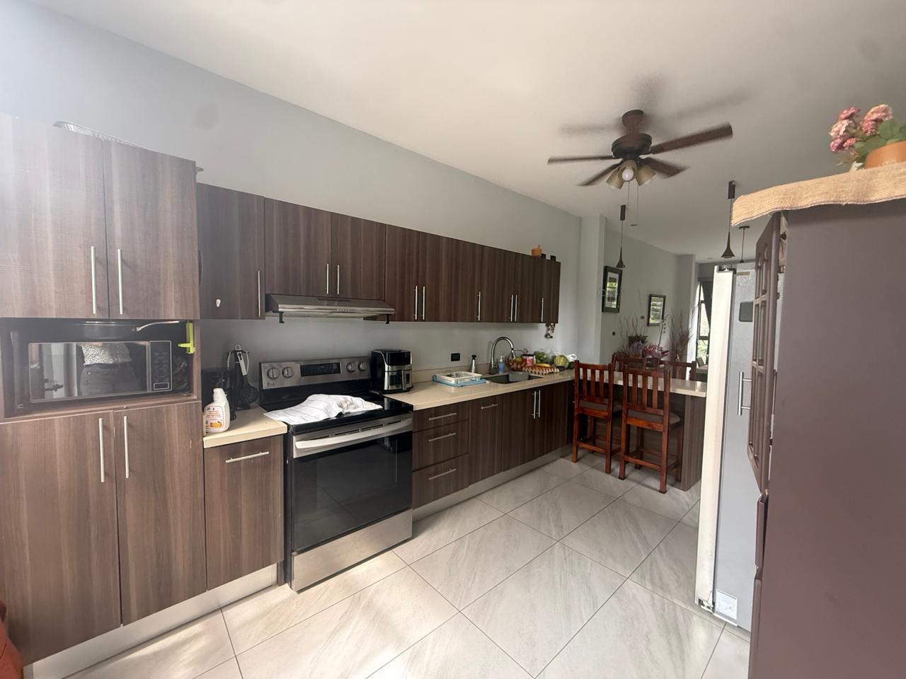 3 bed Single Family Homes For Sale in Ciudad Colon, San Jose - thumb 5