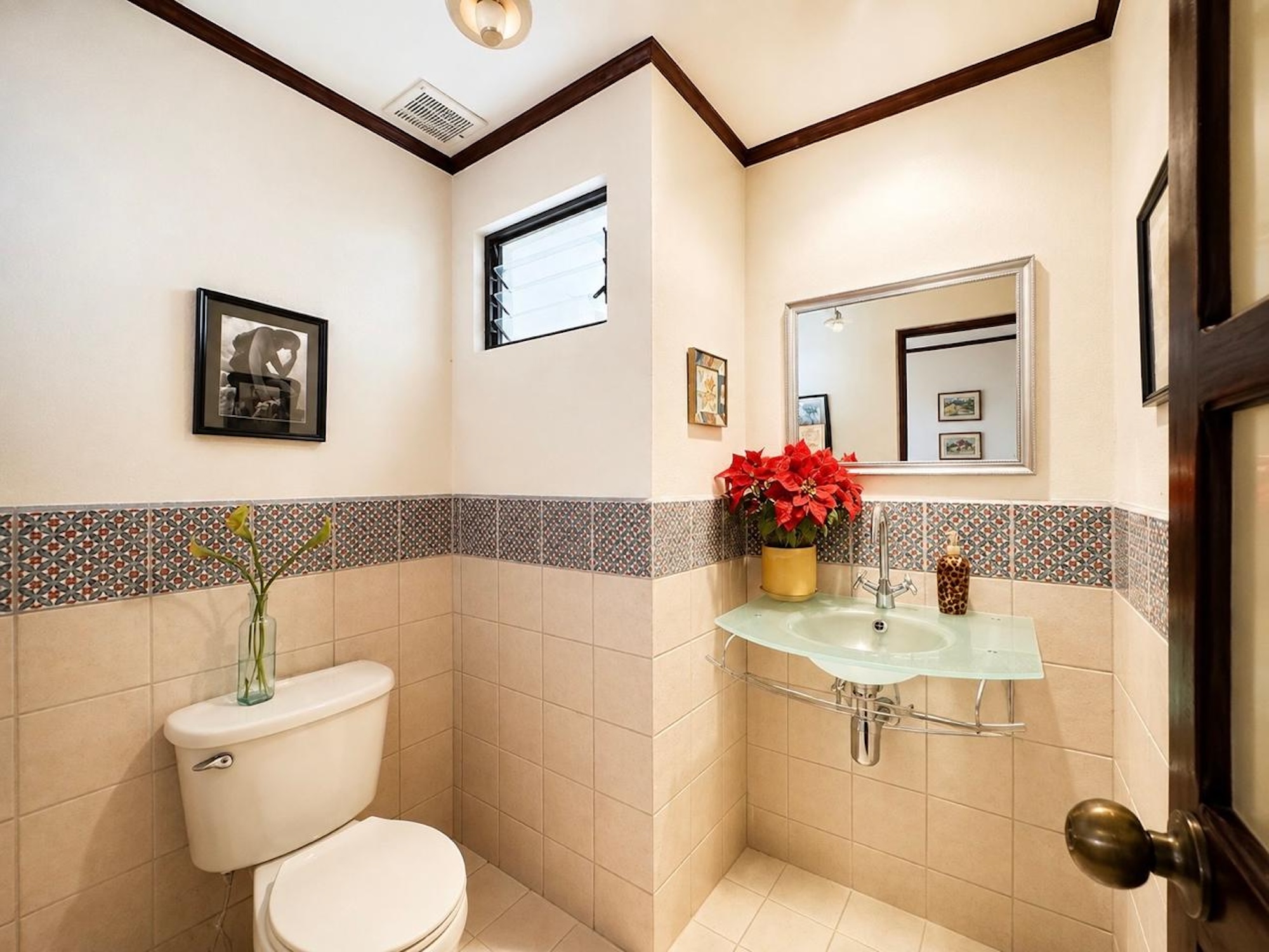 3 bed Single Family Homes For Sale in Escazu, San Jose - thumb 9