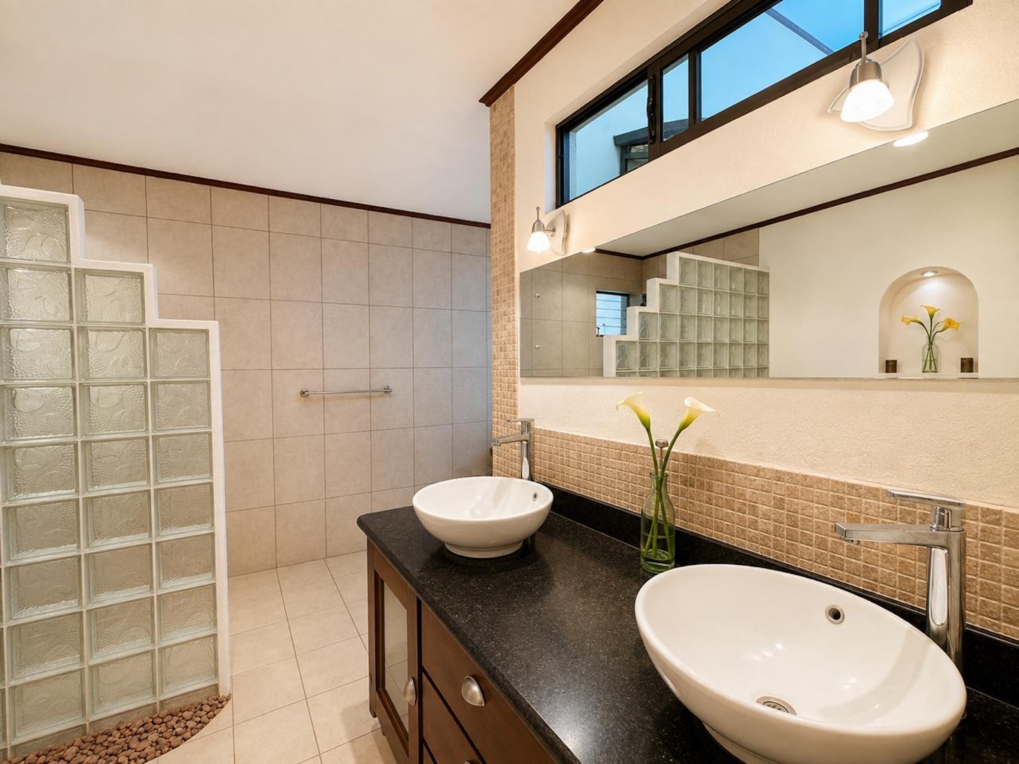 3 bed Single Family Homes For Sale in Escazu, San Jose - thumb 12