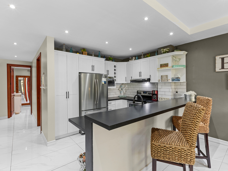 2 bed Condo For Sale in Jaco, Puntarenas - photo 5