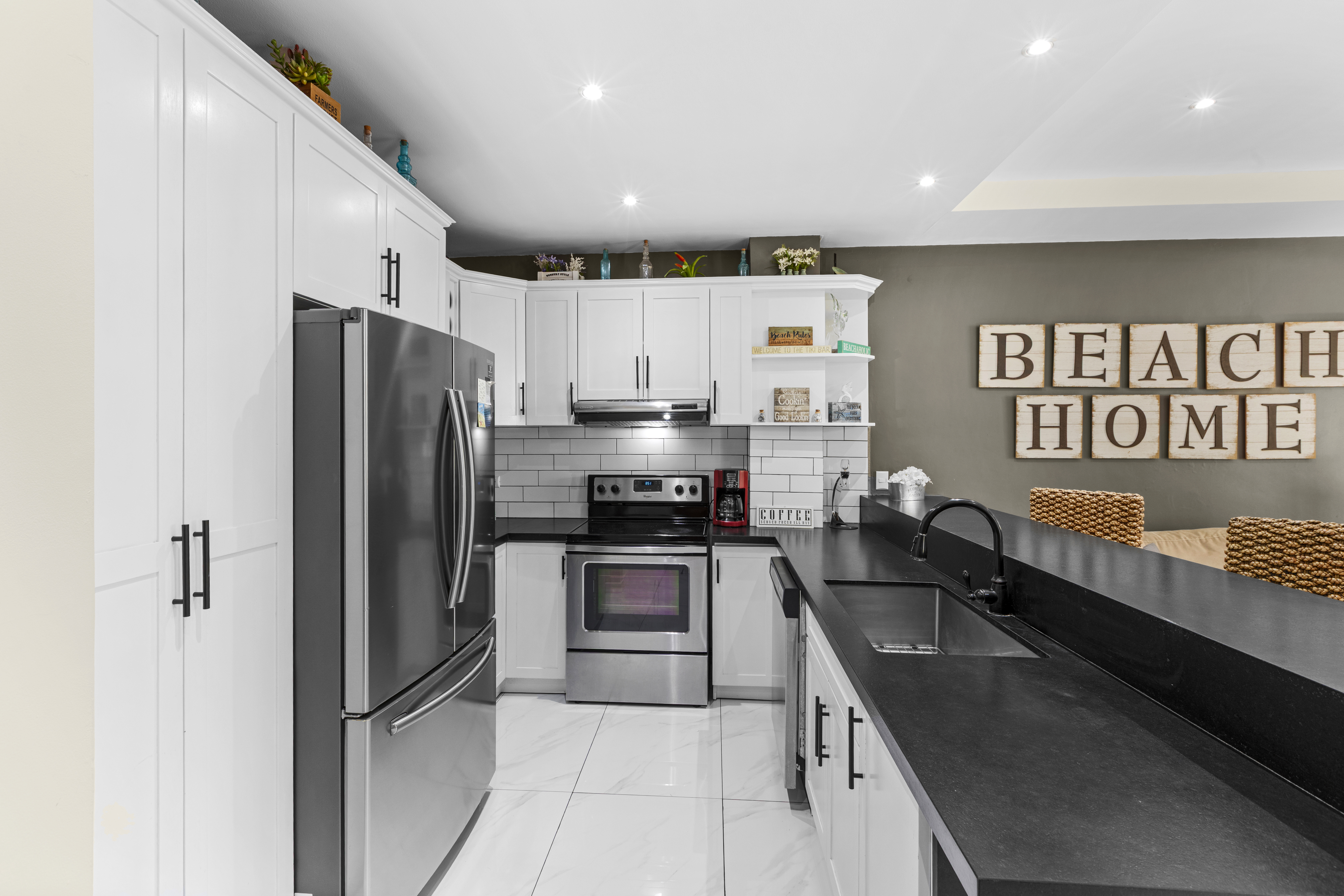 2 bed Condo For Sale in Jaco, Puntarenas - thumb 7