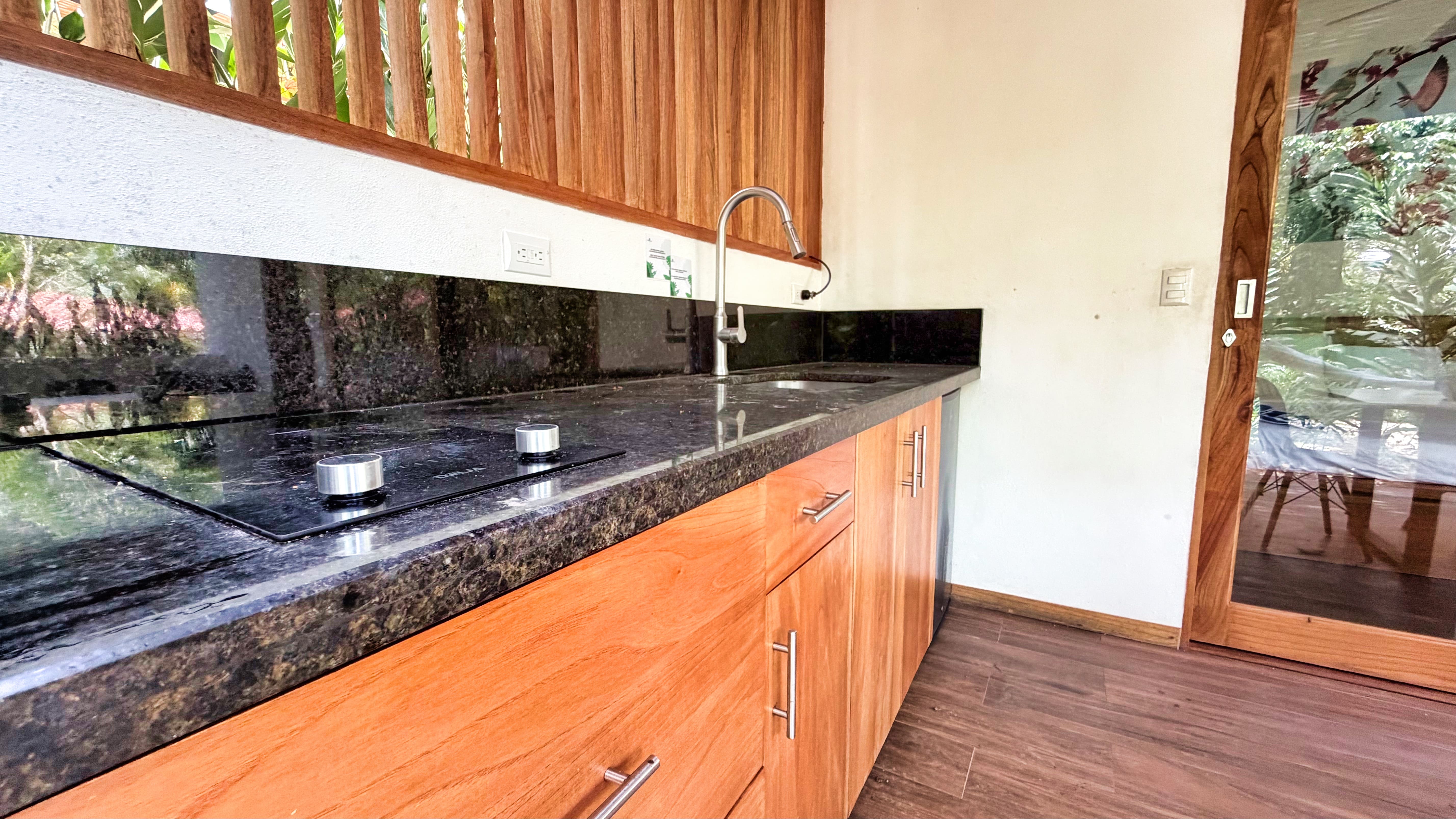 2 bed Single Family Homes For Sale in Chiquita Beach, Limón - thumb 5