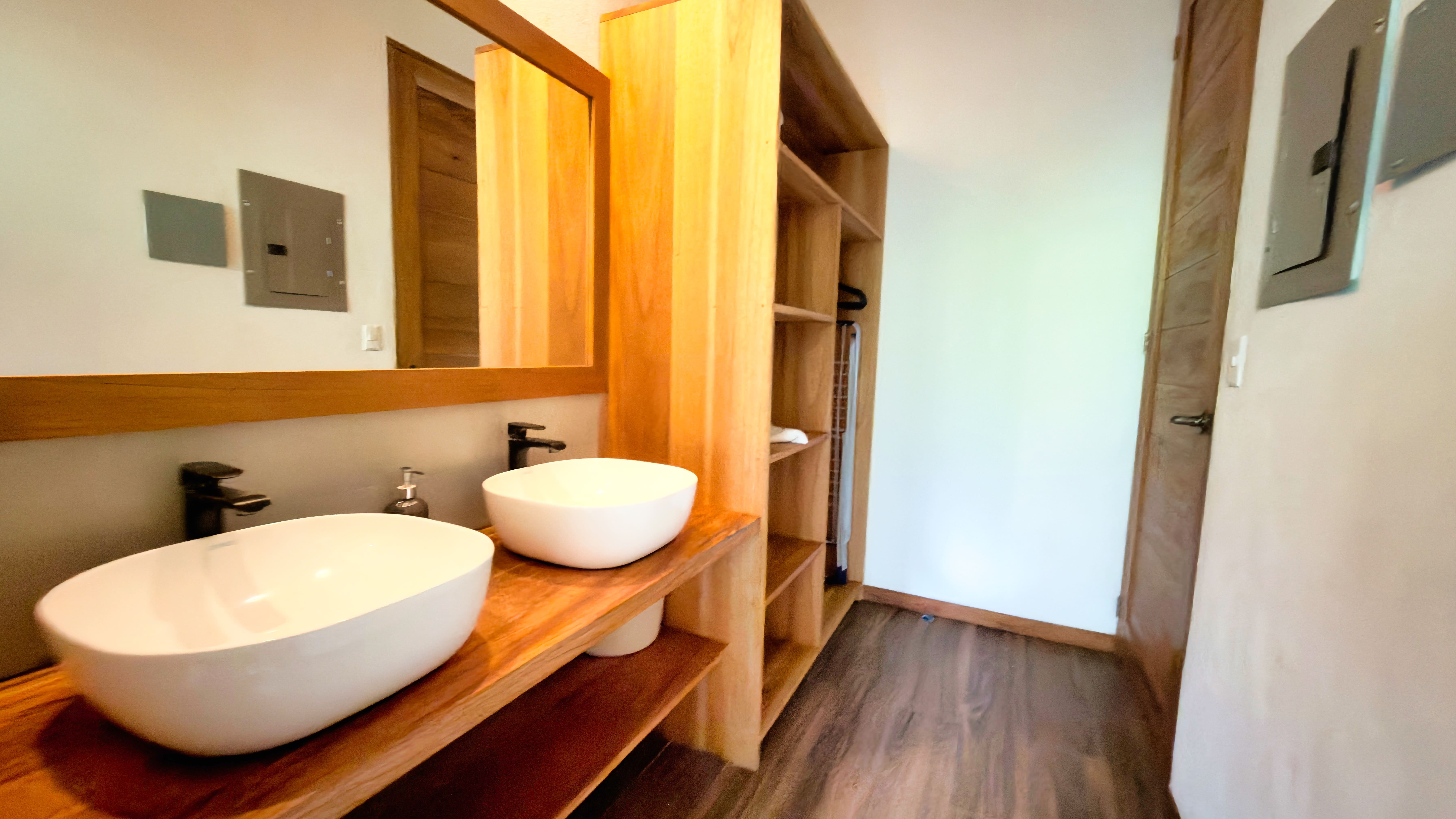2 bed Single Family Homes For Sale in Chiquita Beach, Limón - thumb 21
