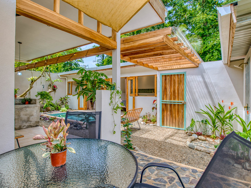 2 bed Single Family Homes For Sale in Puerto Viejo, Limón - photo 4