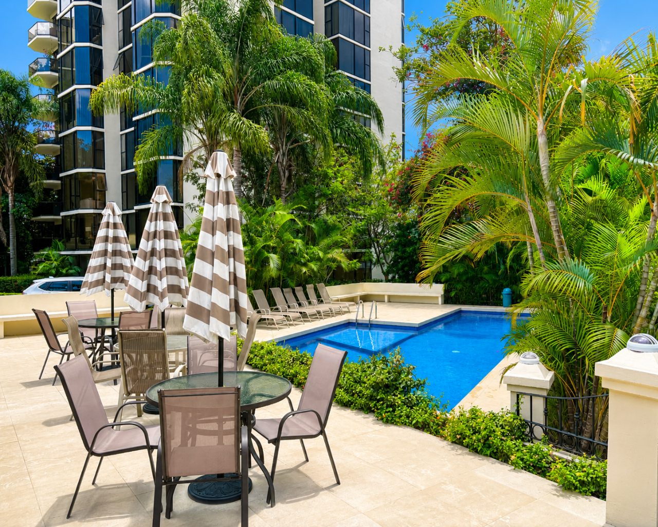 3 bed Condo For Sale in Escazu, San Jose - thumb 16