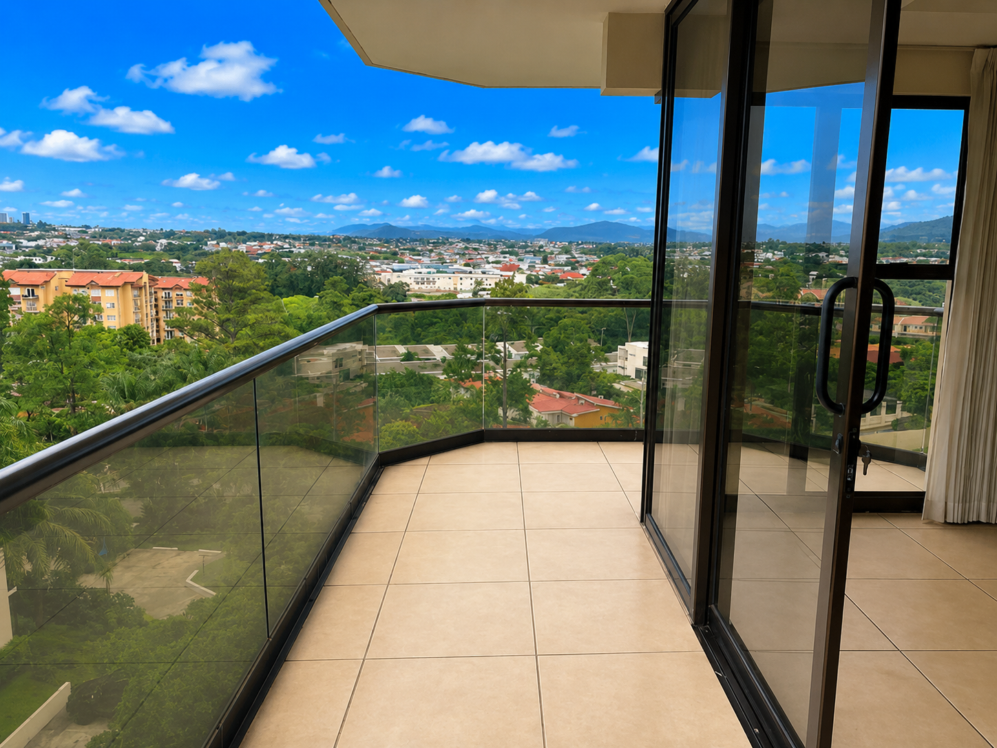 3 bed Condo For Sale in Escazu, San Jose - thumb 7