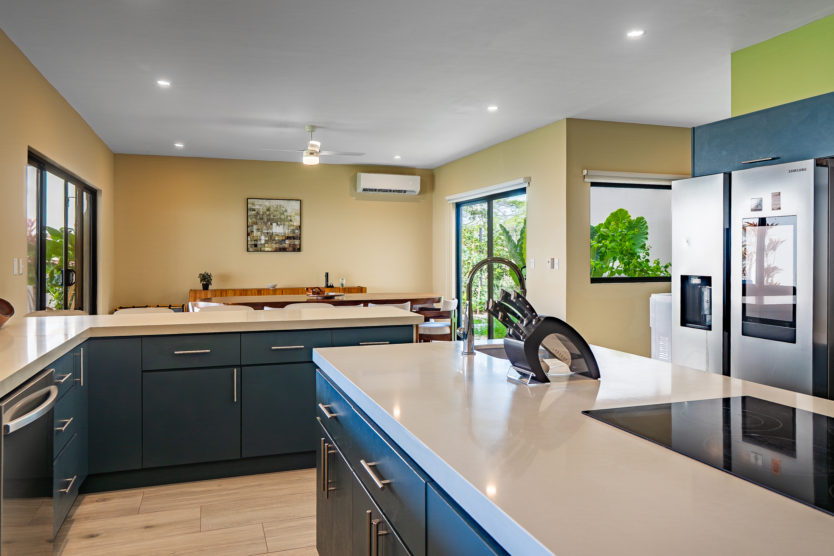 6 bed Single Family Homes For Sale in Tamarindo, Guanacaste - thumb 4