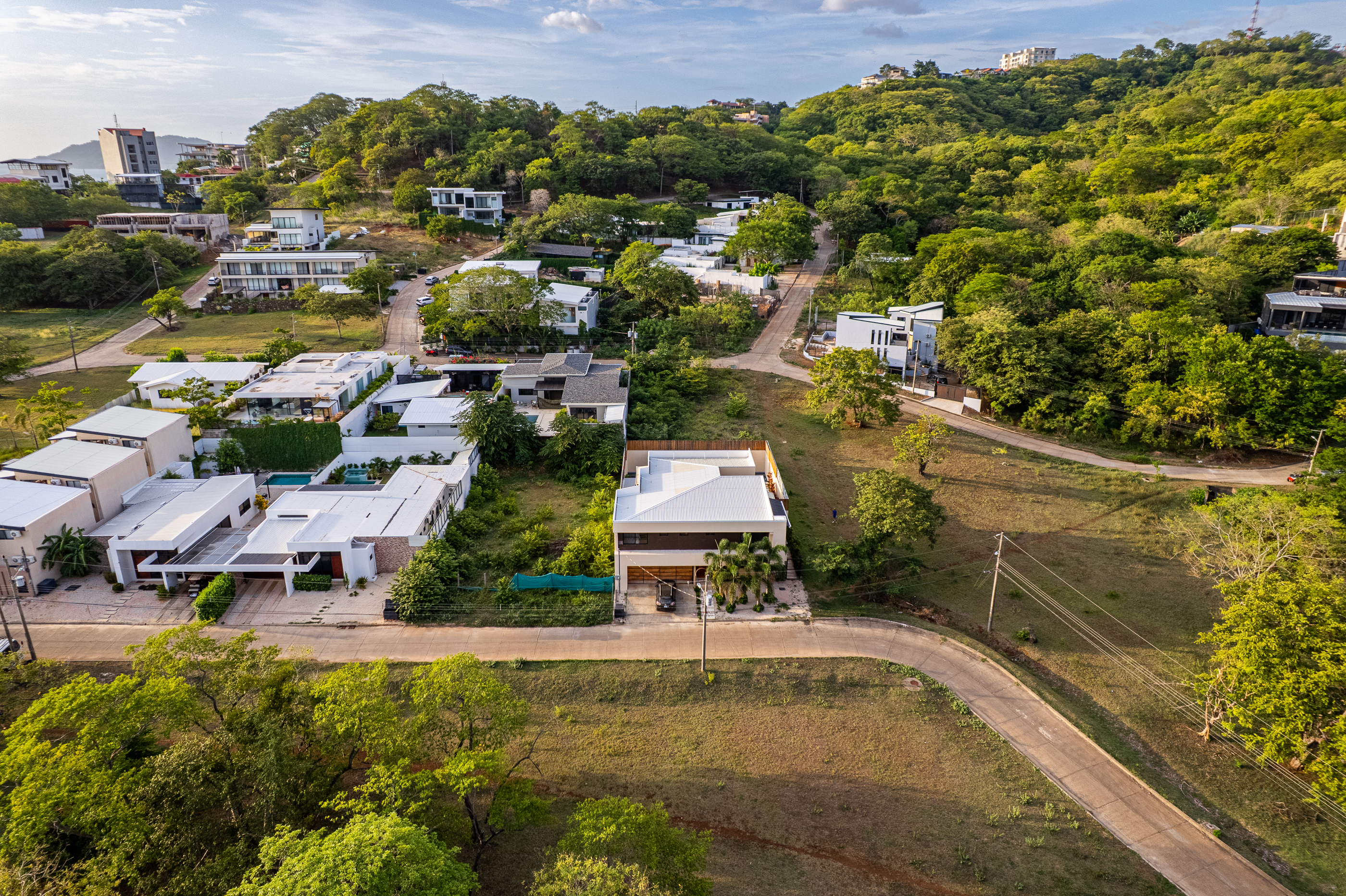 6 bed Single Family Homes For Sale in Tamarindo, Guanacaste - thumb 14
