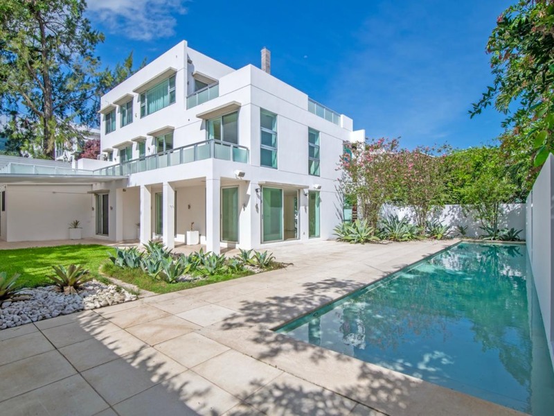 5 bed Single Family Homes For Rent in Escazu, San Jose - 1