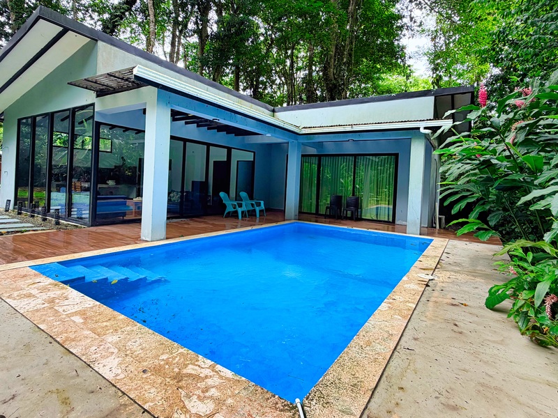 2 bed Single Family Homes For Sale in Puerto Viejo, Limón - 1