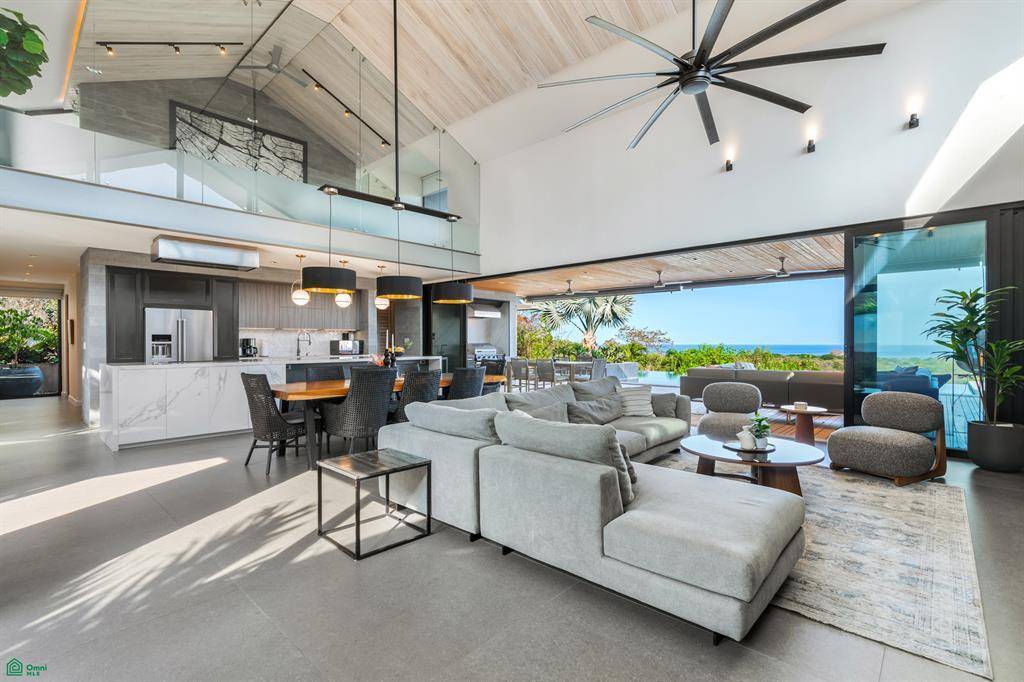 5 bed Single Family Homes For Sale in Playa Flamingo, Guanacaste - thumb 17