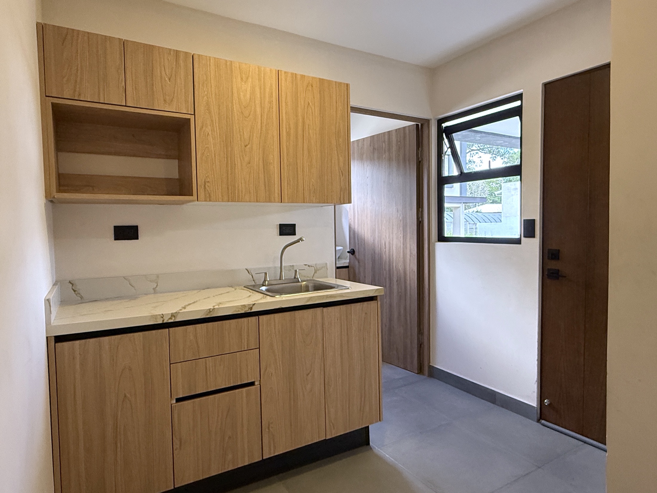 4 bed Single Family Homes For Sale in Santa Ana, San Jose - thumb 17