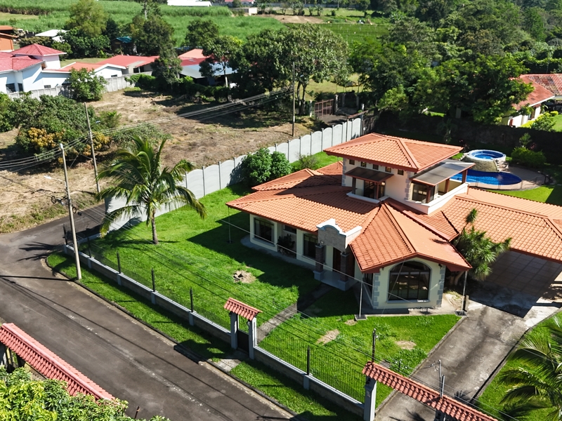 3 bed Single Family Homes For Rent in Grecia, Alajuela - 1