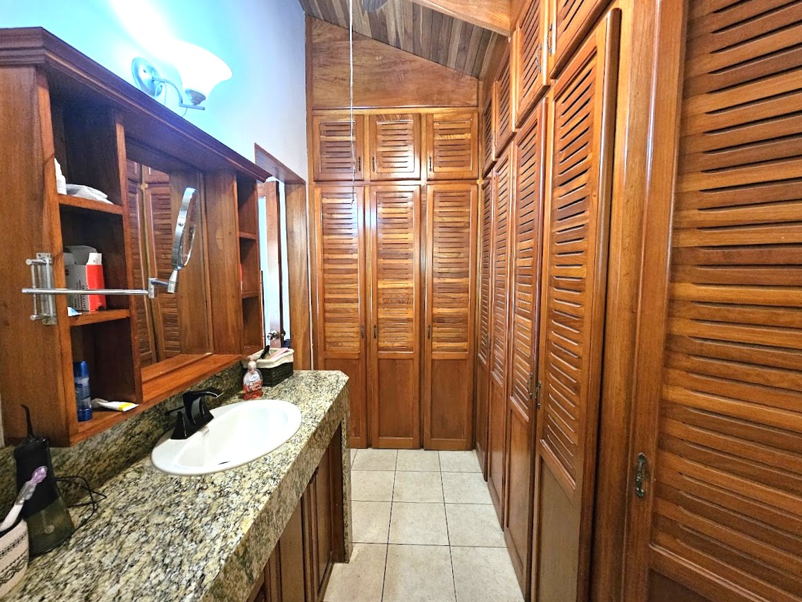2 bed Single Family Homes For Sale in Atenas, Alajuela - thumb 11
