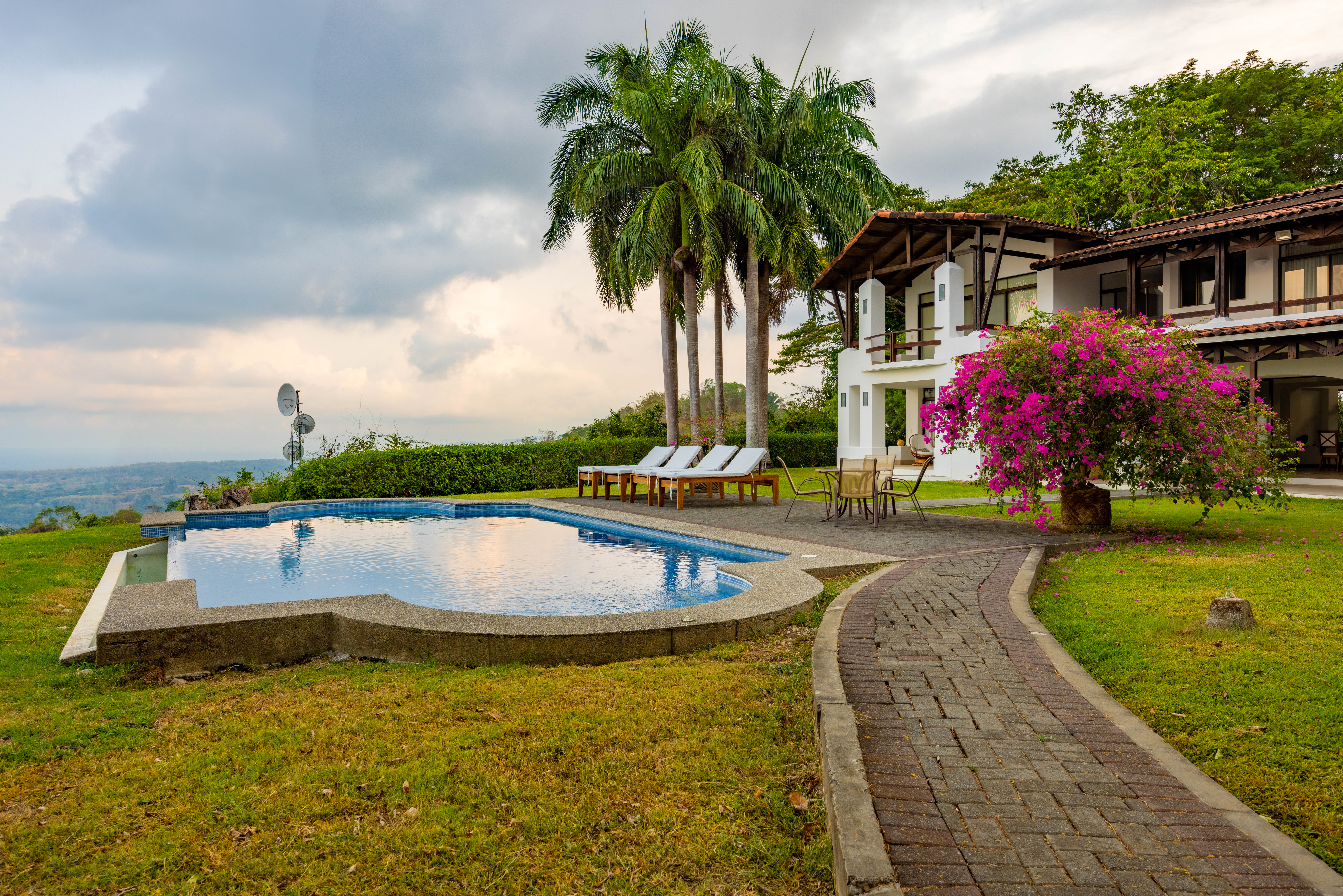 5 bed Single Family Homes For Sale in Tambor, Puntarenas - thumb 6