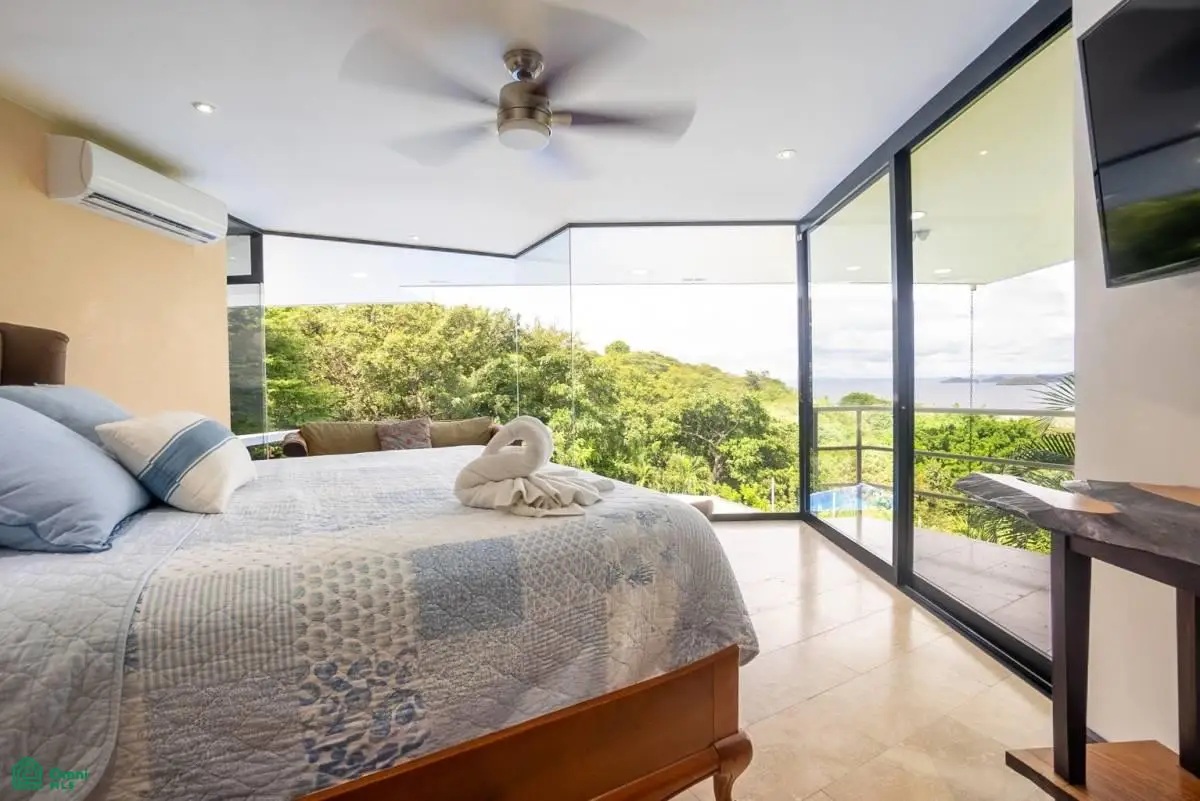 5 bed Single Family Homes For Sale in Ocotal, Guanacaste - thumb 12