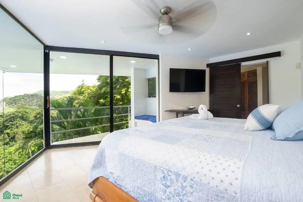 5 bed Single Family Homes For Sale in Ocotal, Guanacaste - thumb 15
