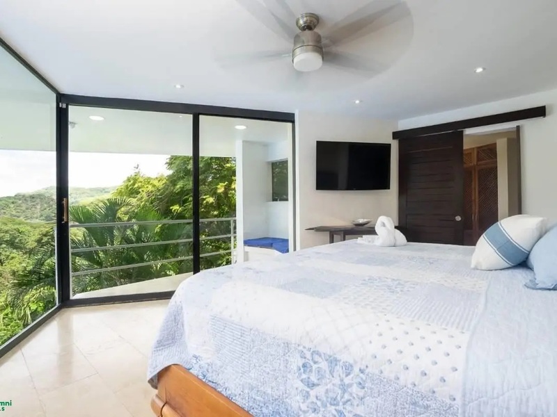5 bed Single Family Homes For Sale in Ocotal, Guanacaste - photo 15