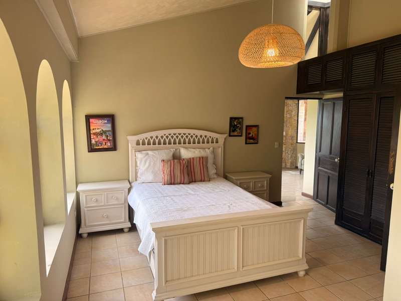 5 bed Single Family Homes For Sale in Santa Ana, San Jose - thumb 8