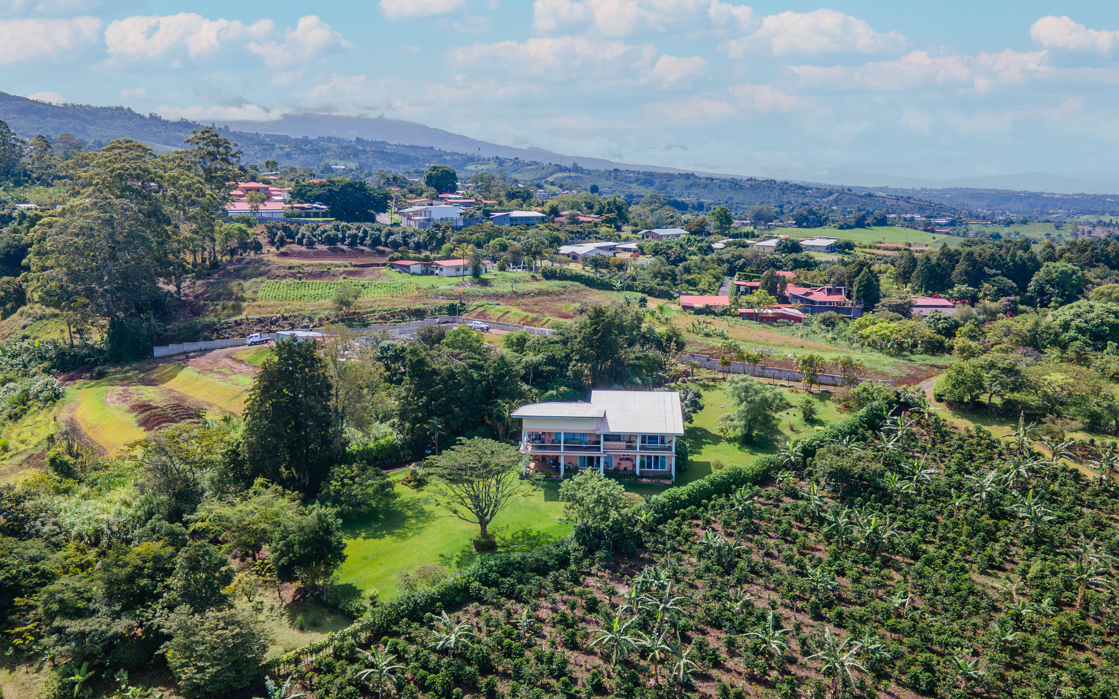 2 bed Single Family Homes For Sale in Grecia, Alajuela - thumb 1