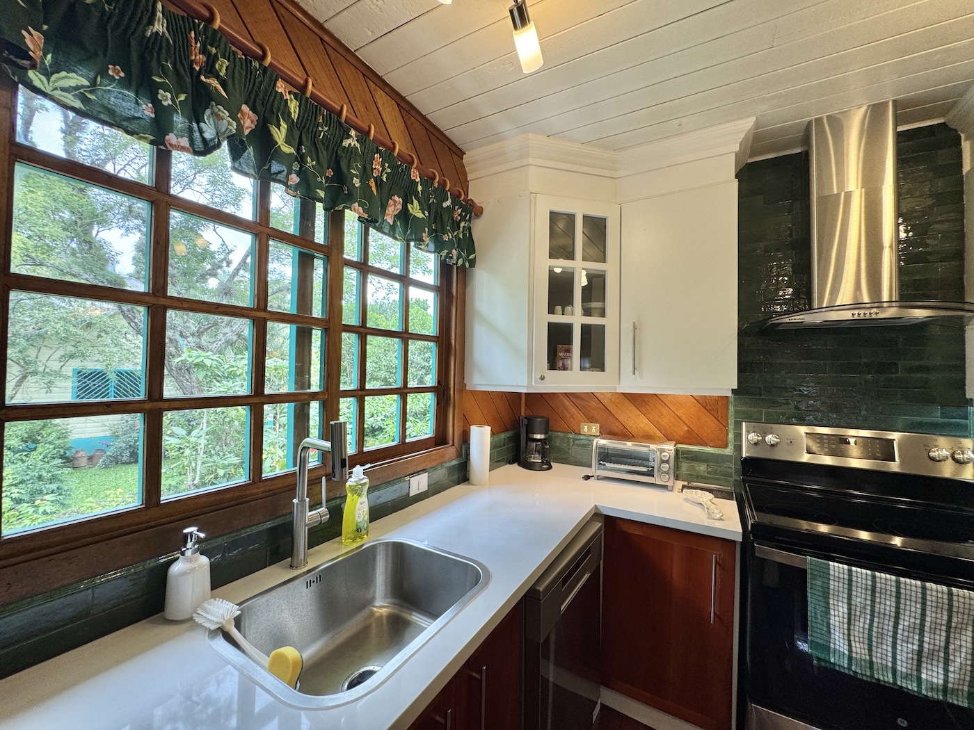 2 bed Apartment For Rent in Escazu, San Jose - thumb 6