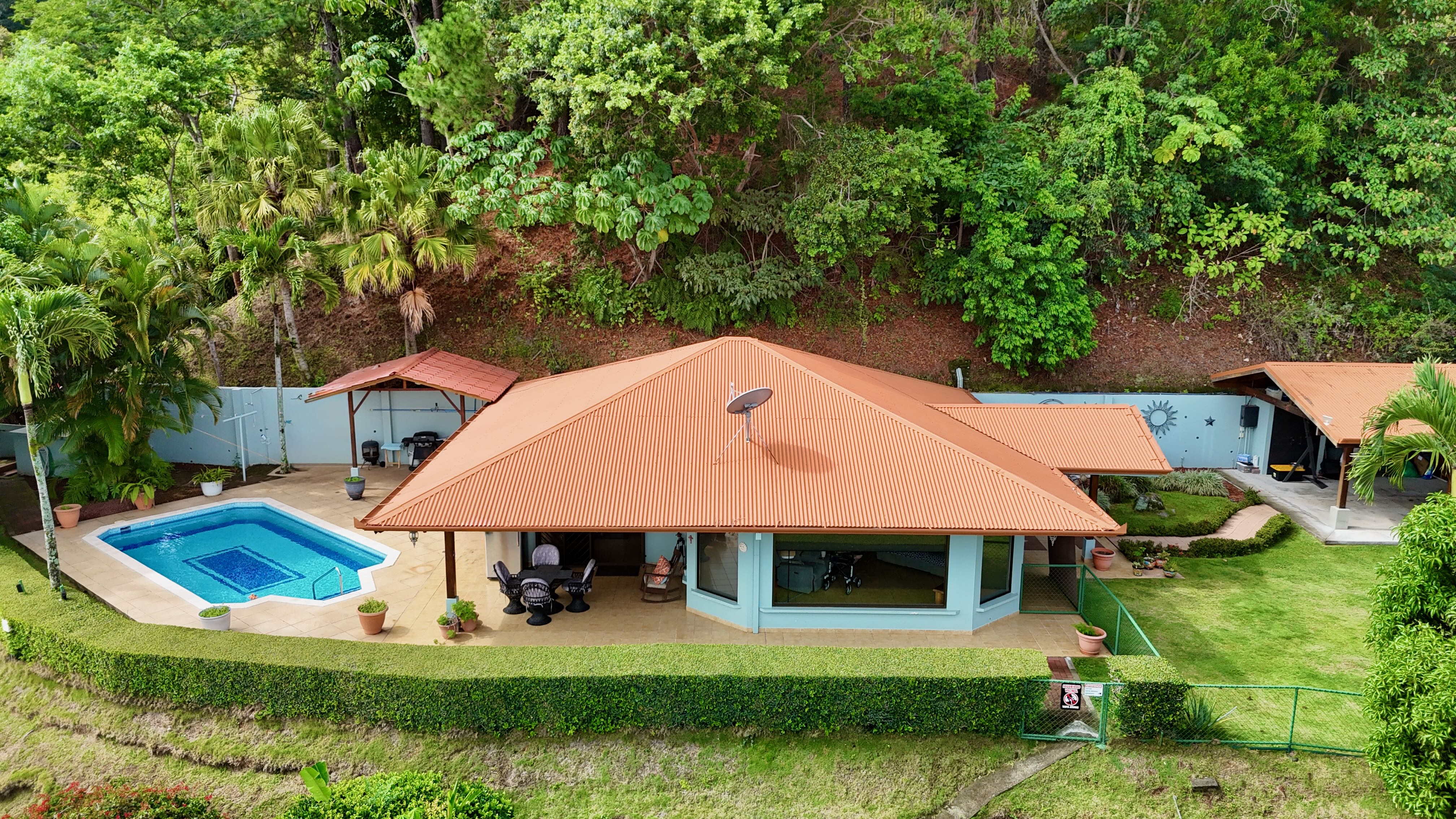 2 bed Single Family Homes For Sale in Atenas, Alajuela - thumb 4